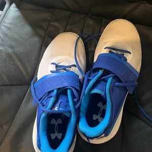 UNDER ARMOUR MEN'S UA FLOW FUTR X TEAM BASKETBALL SHOES, BLUE/WHITE size 11